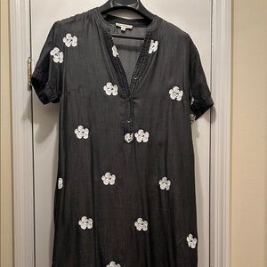 Black Dress with White Floral Pattern. Indigo Thread